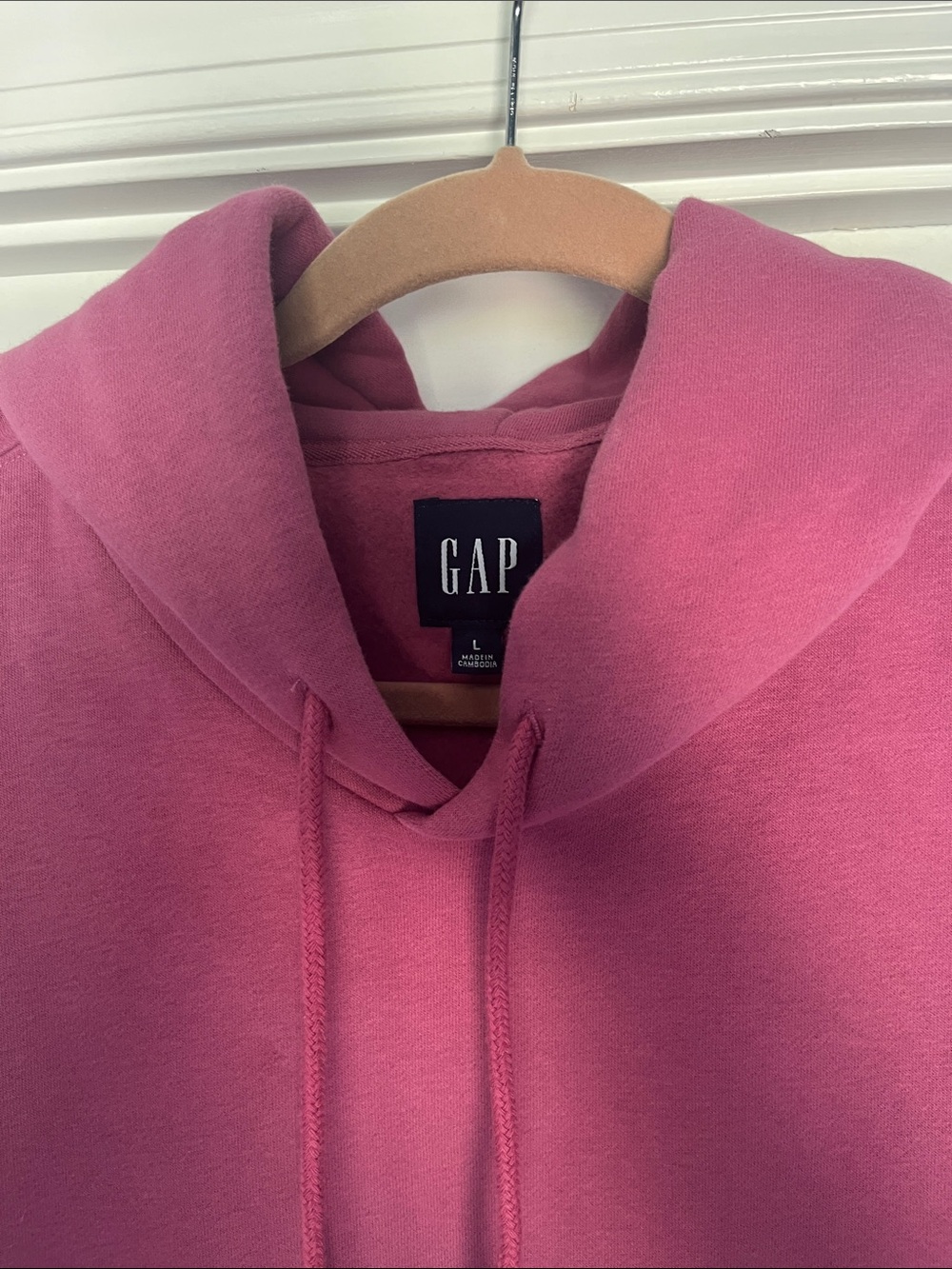 GAP Women’s Pullover Hoodie in Dusty Rose